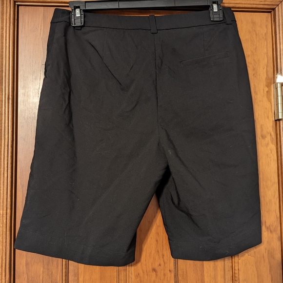 Prologue Black Bermuda Shorts - Picture 2 of 2